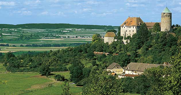 Burghotel in Mittelfranken zwischen Rothenburg ob der Tauber und der Rokokostadt Ansbach